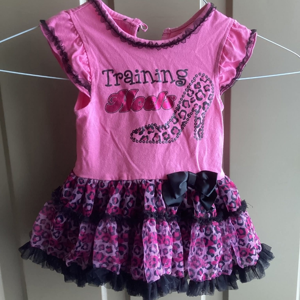 💜3/$15 5/$20 7/$25💜Girls Sz 12 Months Dress